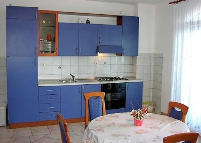 In With Sea View, Terrace كالي