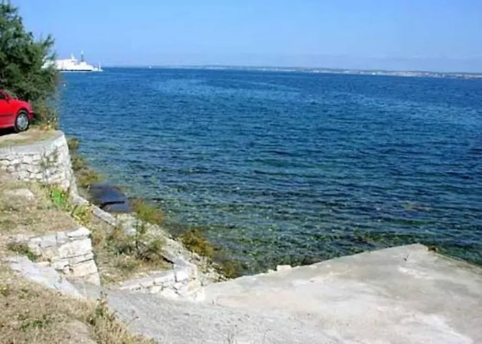 In With Sea View, Terrace 公寓